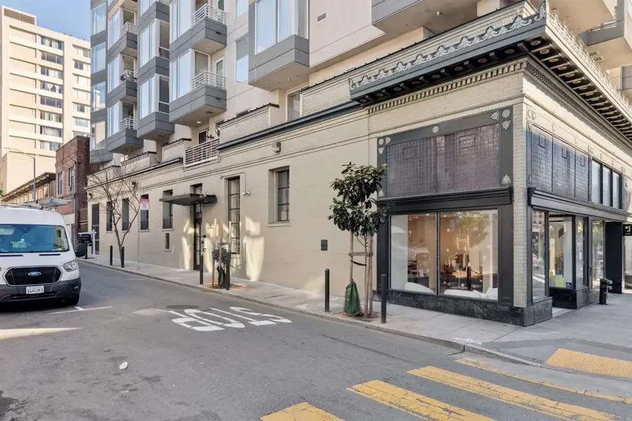81 Frank Norris Place #303, San Francisco, CA 94109 - Image #2