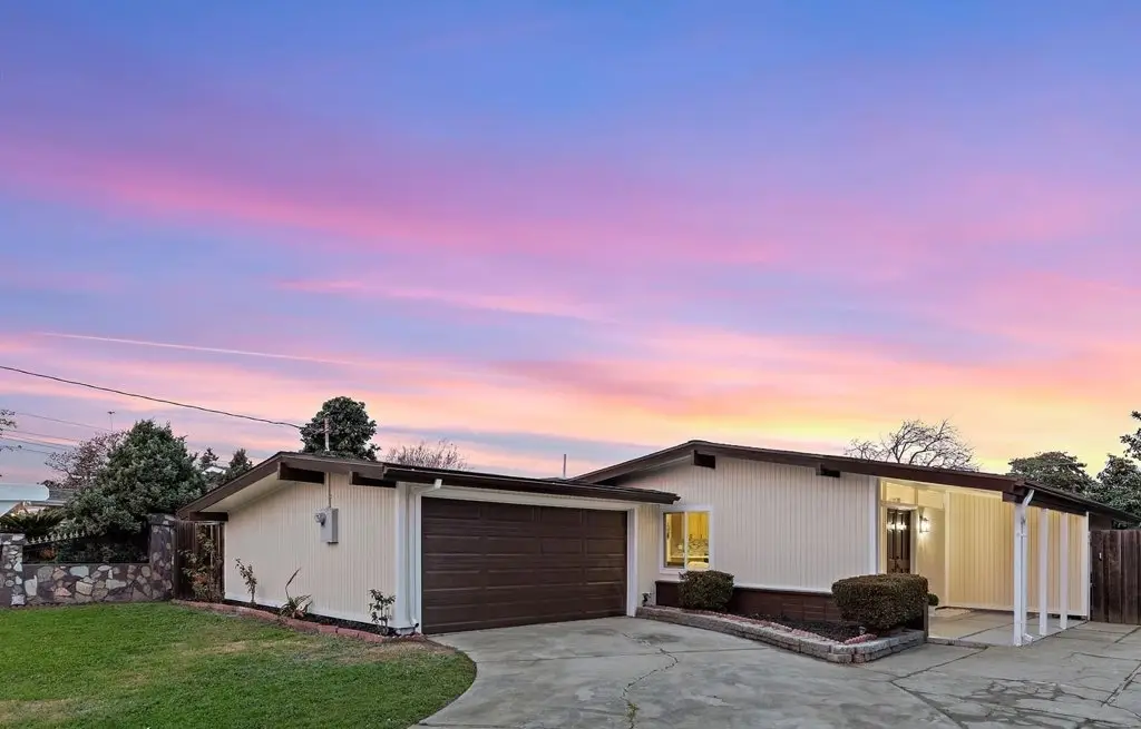 27574 Loyola Ave, Hayward, CA 94545 - Image #1