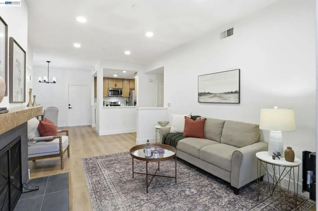 601 Arcadia Ter #102, Sunnyvale, CA 94085 - #1