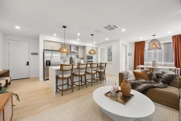 3281 Eagle Ct Dr #201, San Jose, CA 95117