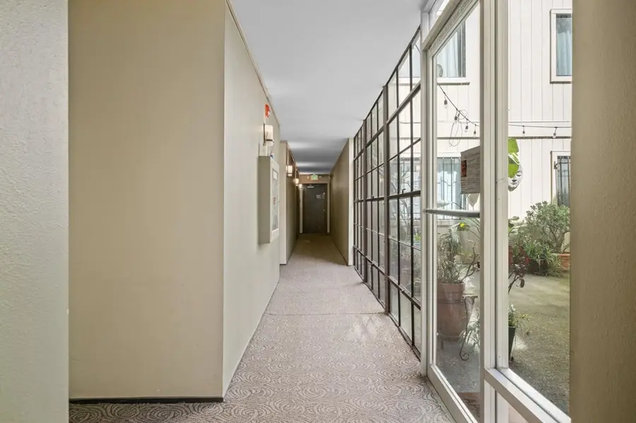 3751 Harrison St #102, Oakland, CA 94611 - #3