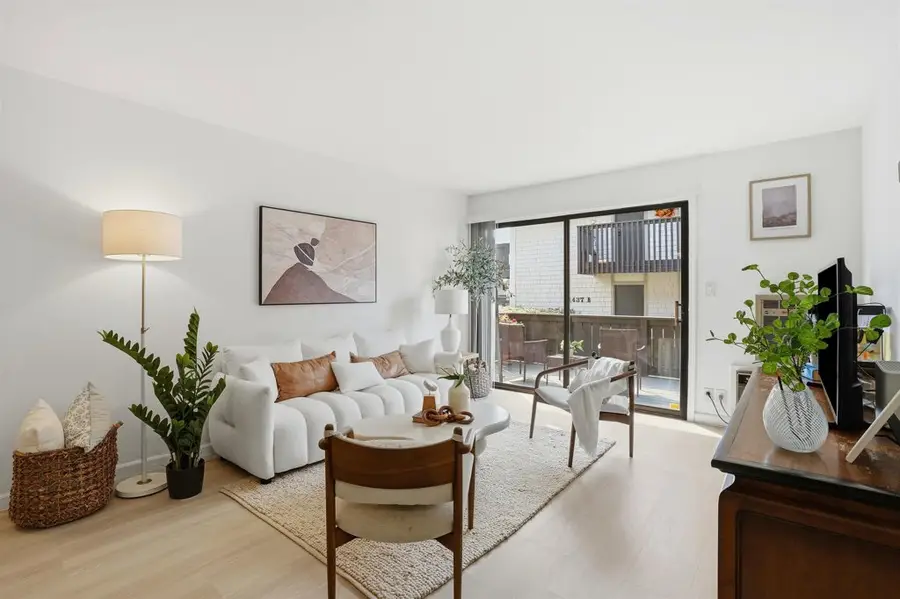 1443 Marchbanks Dr #2, Walnut Creek, CA 94598 - Image #2