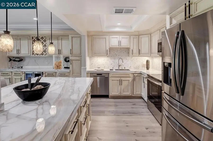 2601 Pine Knoll Dr #8, Walnut Creek, CA 94595 - #3