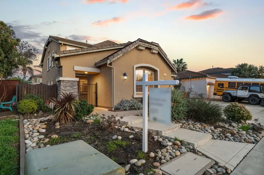 30 Renoir Ct, Oakley, CA 94561 - Image #2