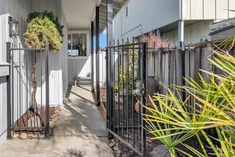 2819 Bayview Dr, Alameda, CA 94501 - Image #3