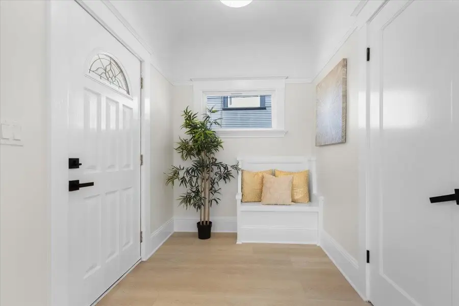 1237 Ashby Ave, Berkeley, CA 94702 - Image #3