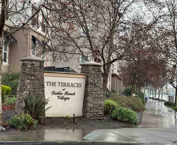 3420 3420 Finnian Way #328, Dublin, CA 94568