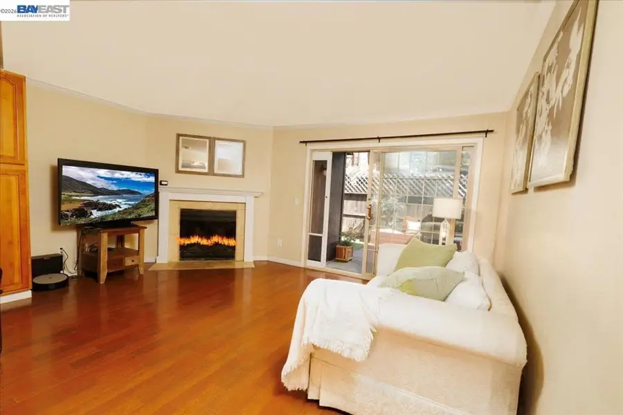 1482 Parkway, Rohnert Park, CA 94928 - #2