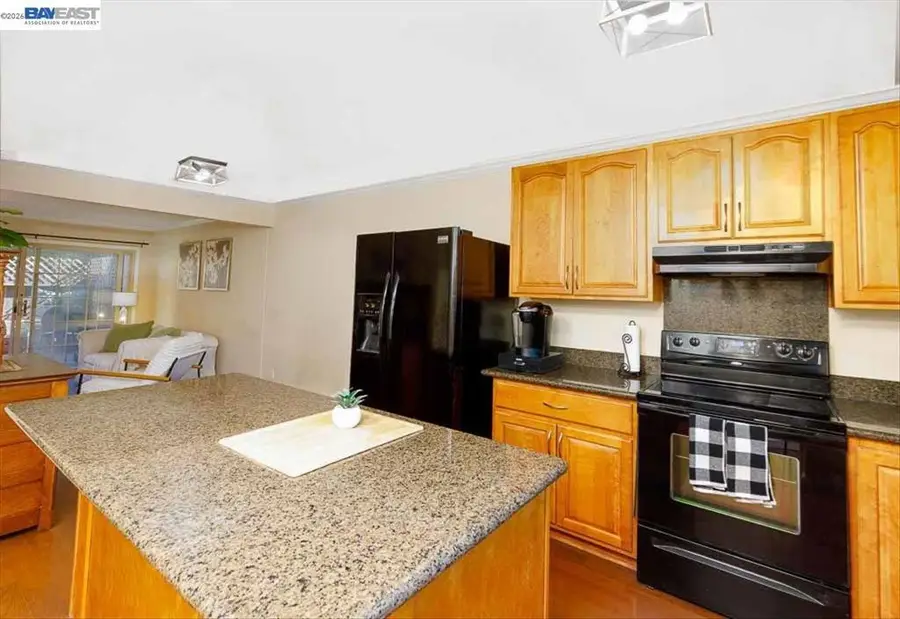 1482 Parkway, Rohnert Park, CA 94928 - #3