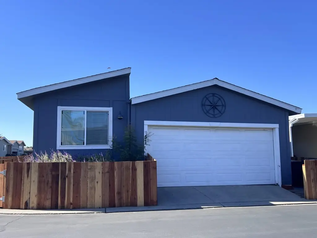 812 W Clover Rd, Tracy, CA 95376 - Image #1