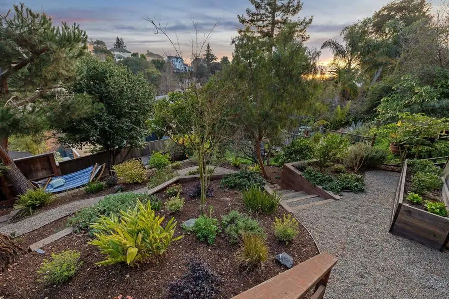 681 681 Santa Ray Ave, Oakland, CA 94610 - #2