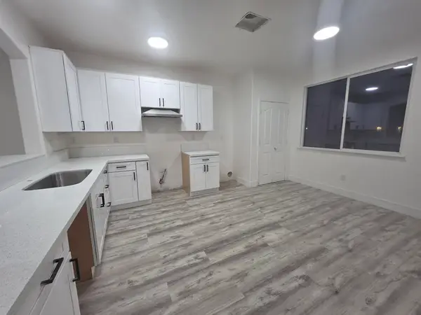 8226 8226 Windmill Oaks Pl, Antelope, CA 95843