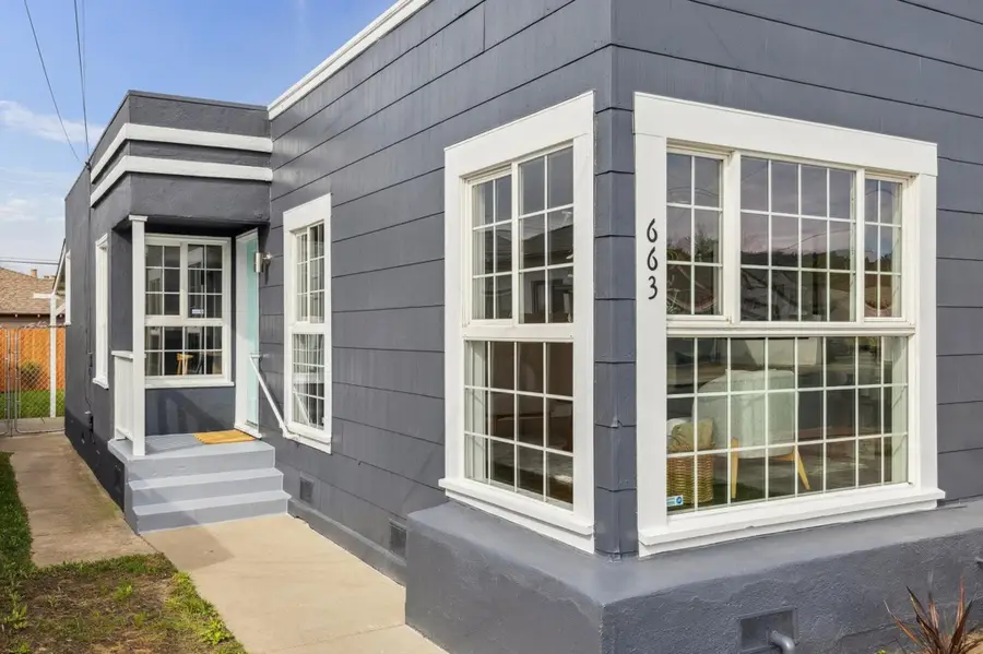 663 663 40th St, Richmond, CA 94805 - #2