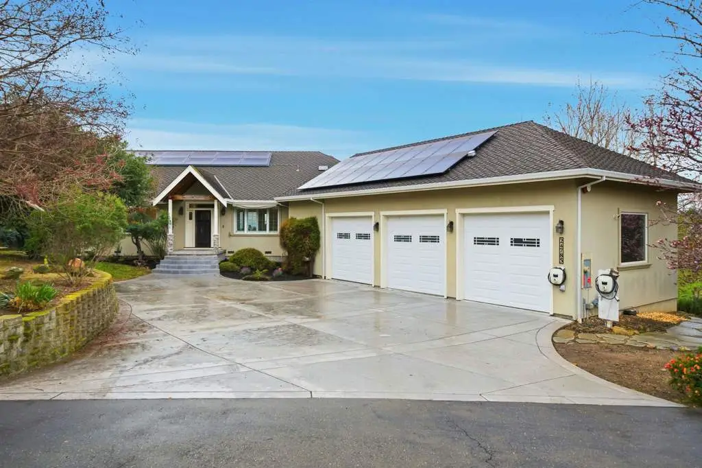 24785 24785 Fairview Ave, Hayward, CA 94542 - #1