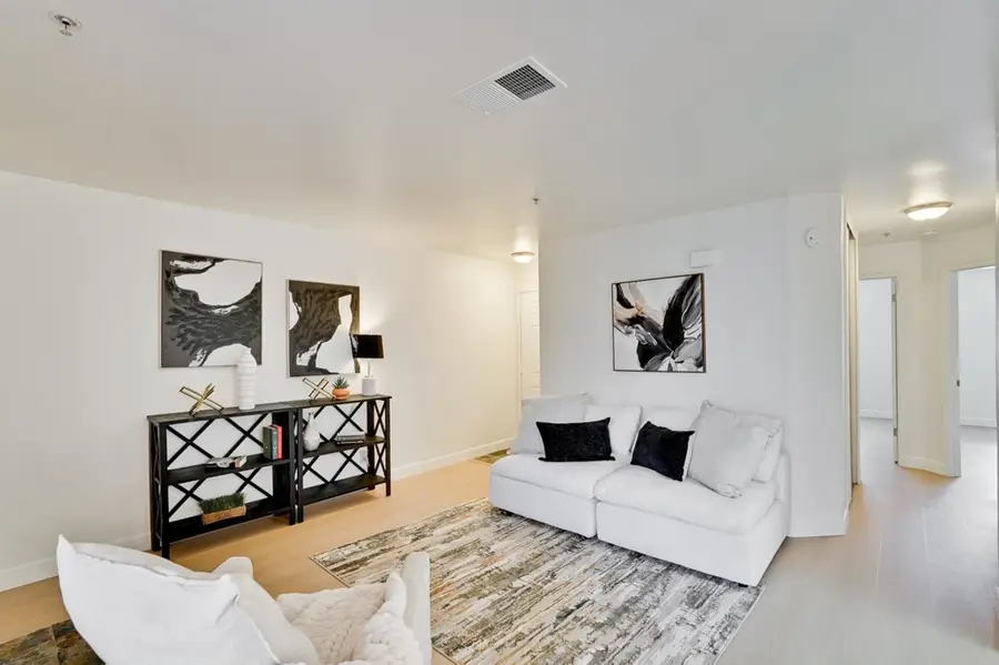 2709 2709 Oak Rd #G, Walnut Creek, CA 94597 - #3