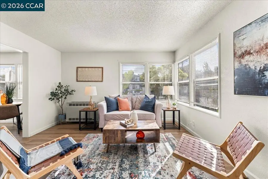 4135 4137 West St, Oakland, CA 94608 - #2