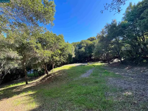 6 6 Brookwood, Orinda, CA 94563