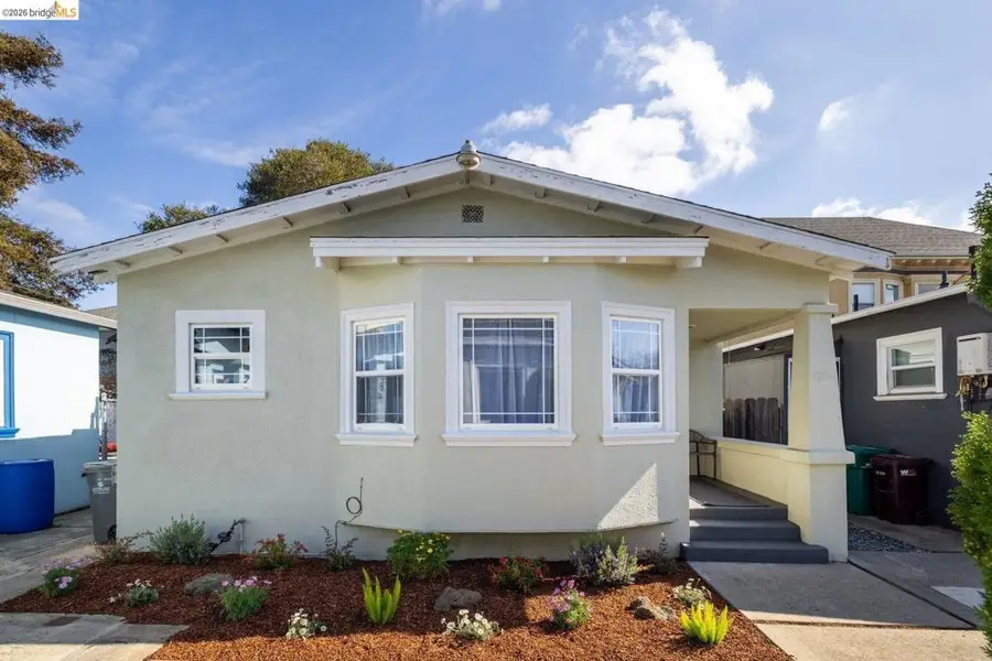 1082 1082 16th St, Oakland, CA 94607 - #2