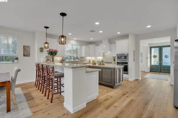 6144 6144 Seneca Cir, Discovery Bay, CA 94505