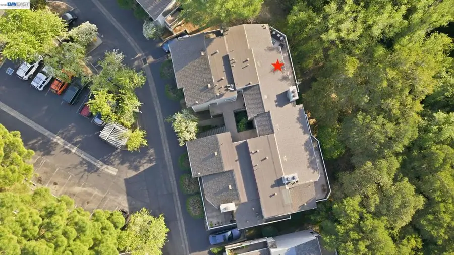 2455 2455 Saint Helena Dr #5, Hayward, CA 94542 - #2