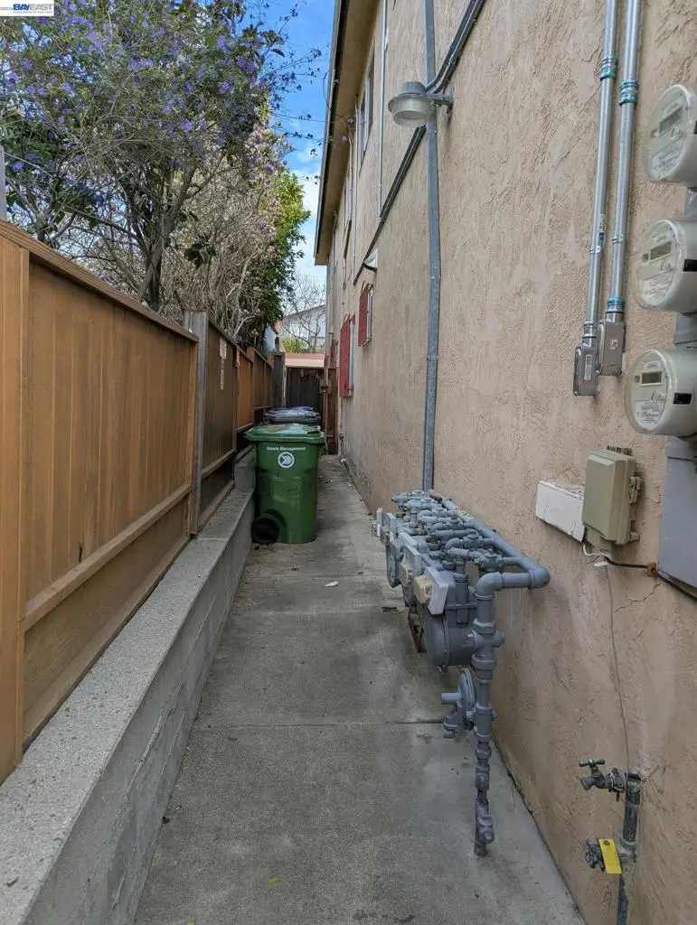 2550 2550 Damuth St, Oakland, CA 94602 - #3