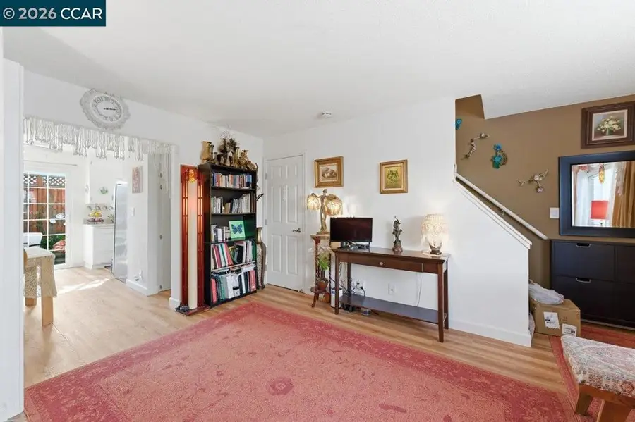 690 Fargo #16, San Leandro, CA 94579 - #2