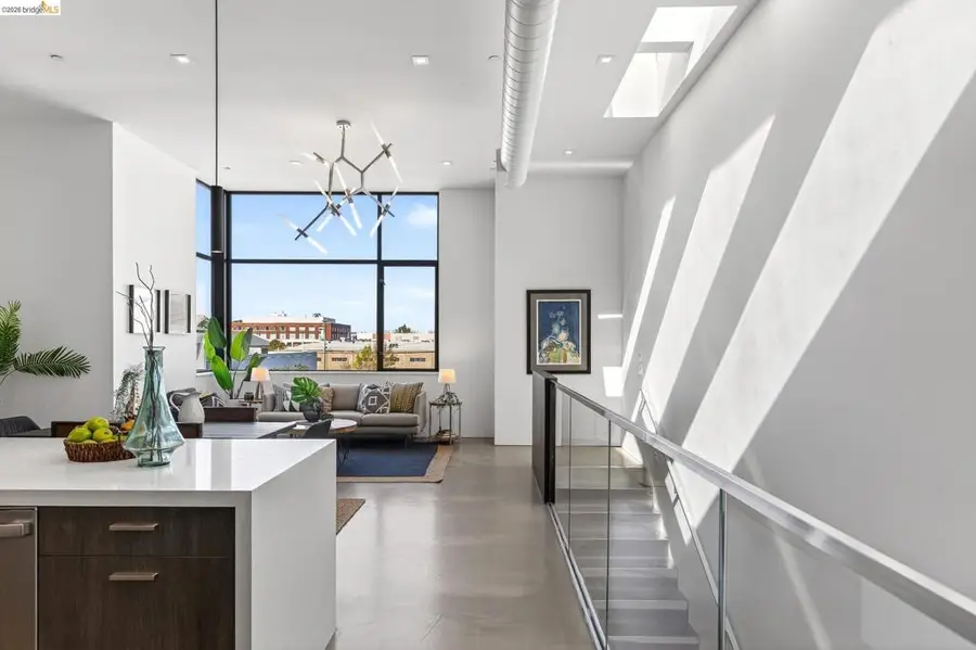 811 Folger Ave, Berkeley, CA 94710 - #3