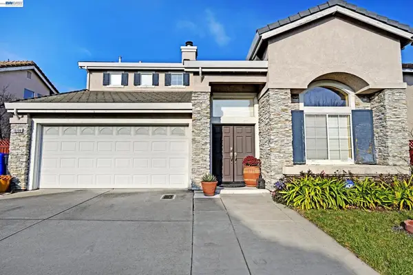 15100 15100 Shining Star Ln, San Leandro, CA 94579