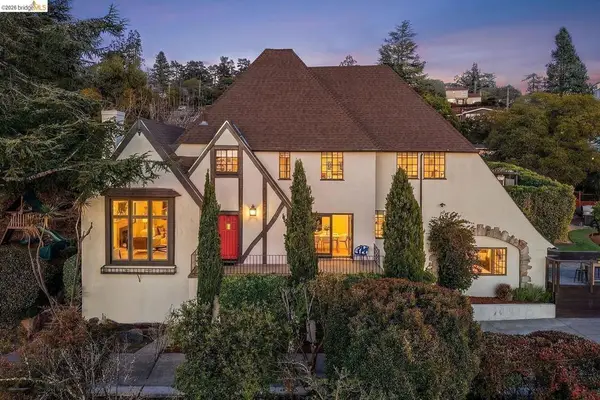 6344 6344 Snake Rd, Oakland, CA 94611