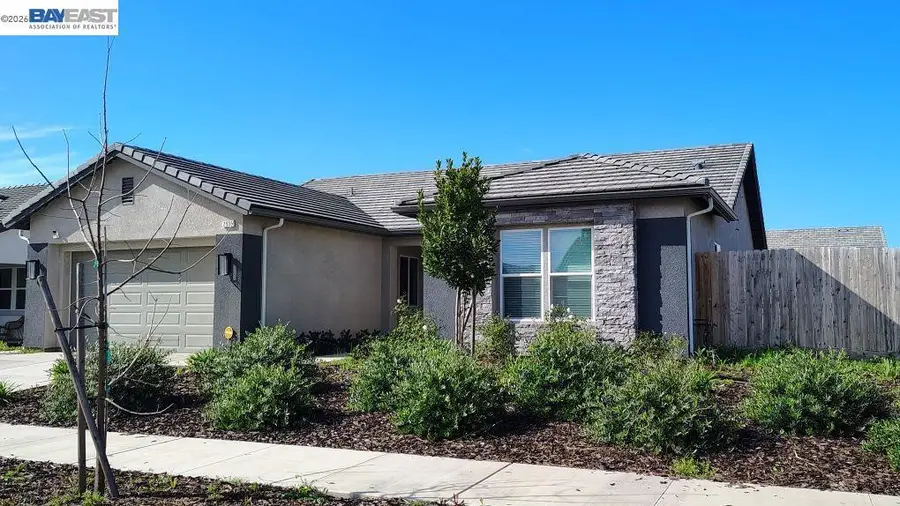 2935 21st Ave, Kingsburg, CA 93631 - #3