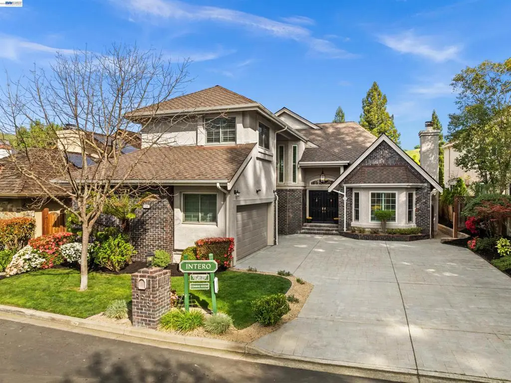 696 Blue Spruce Dr, Danville, CA 94506 - #1