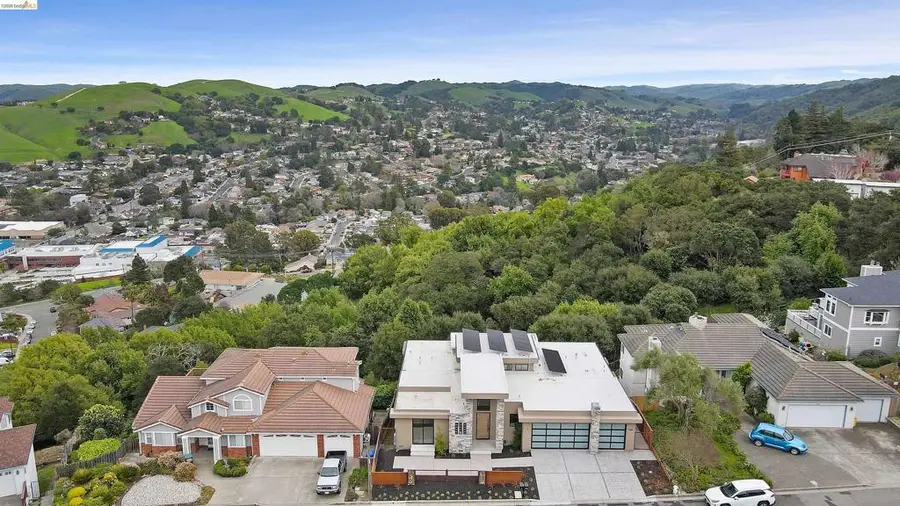 8 8 North Rancho Ct., West Contra Costa, CA 94803 - #3