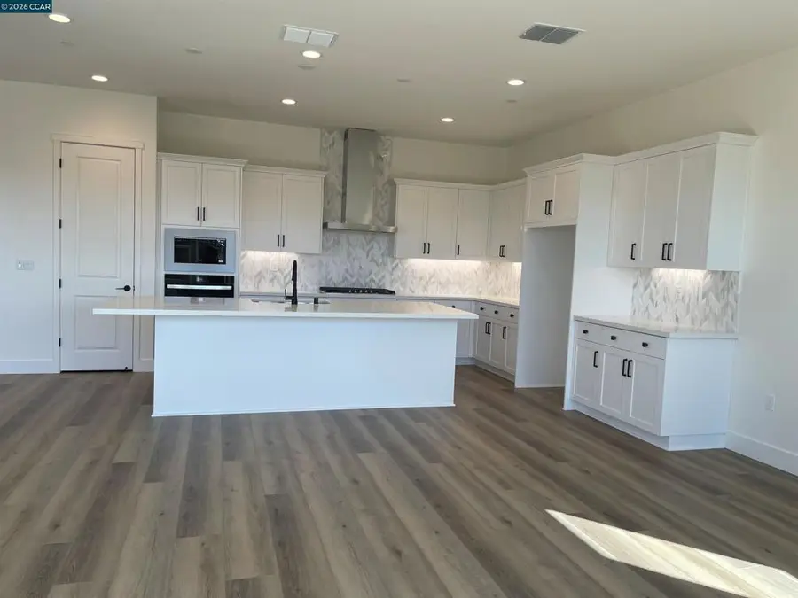 17549 Bushwick Lane, Lathrop, CA 95330 - #2
