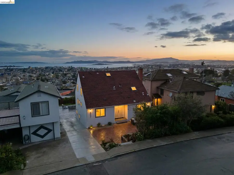 857 857 Balra Dr, El Cerrito, CA 94530 - #2