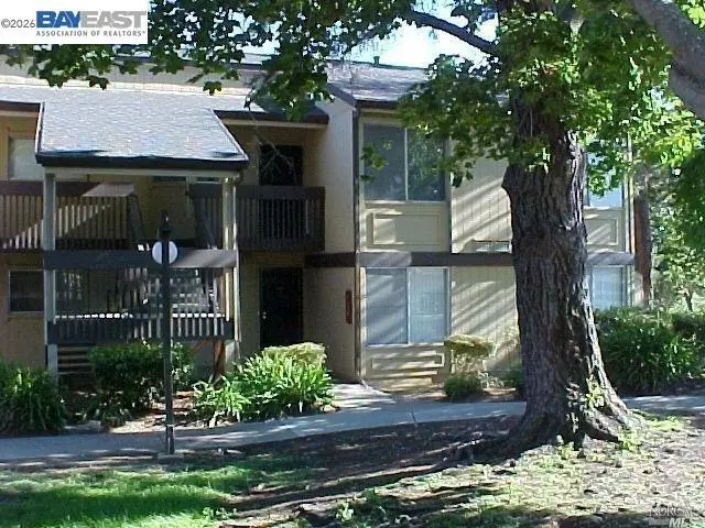 355 355 Parkview Ter #A-8, Vallejo, CA 94589 - #1