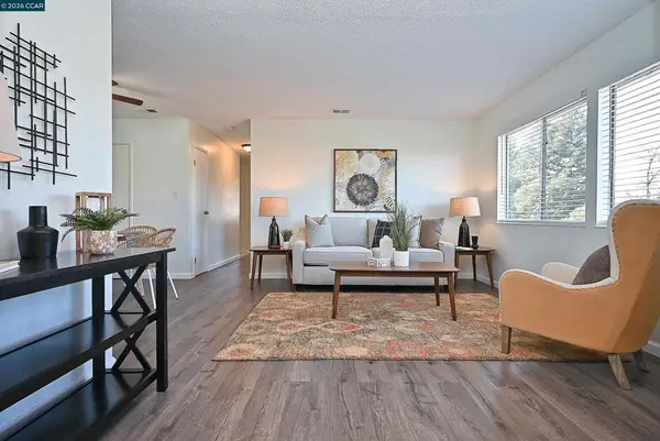 1387 1387 Del Rio Circle #D, Concord, CA 94518