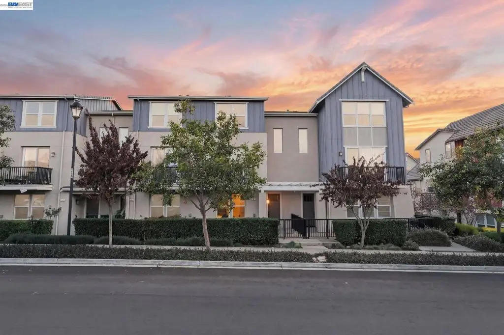 2336 2336 Carbondale Way, Dublin, CA 94568 - #1