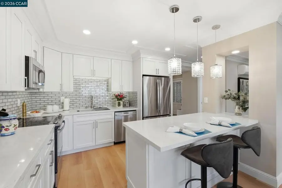 3410 Tice Creek Dr #8, Walnut Creek, CA 94595 - #2