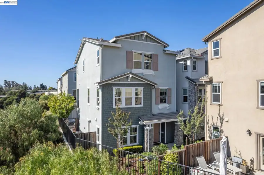 24170 24170 Amaranth Loop, Hayward, CA 94541 - #3