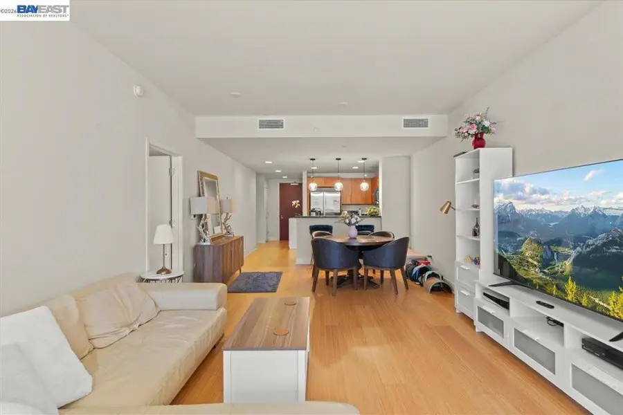 88 88 E San Fernando St #303, San Jose, CA 95113 - #2