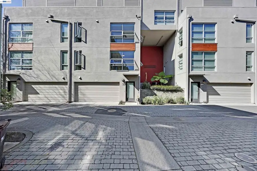 6466 Hollis St #182, Emeryville, CA 94608 - #2