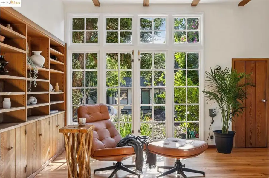 2749 E 17th St, Oakland, CA 94601 - #2