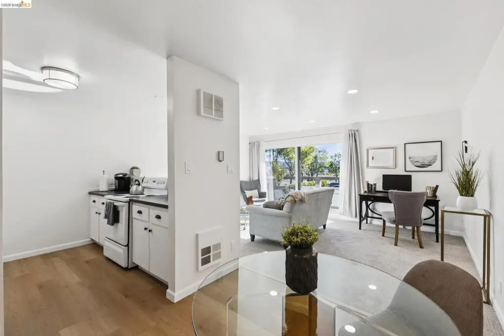 5 Embarcadero #129, Oakland, CA 94607 - #1