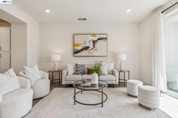 28957 Ashwell Ave, Hayward, CA 94544