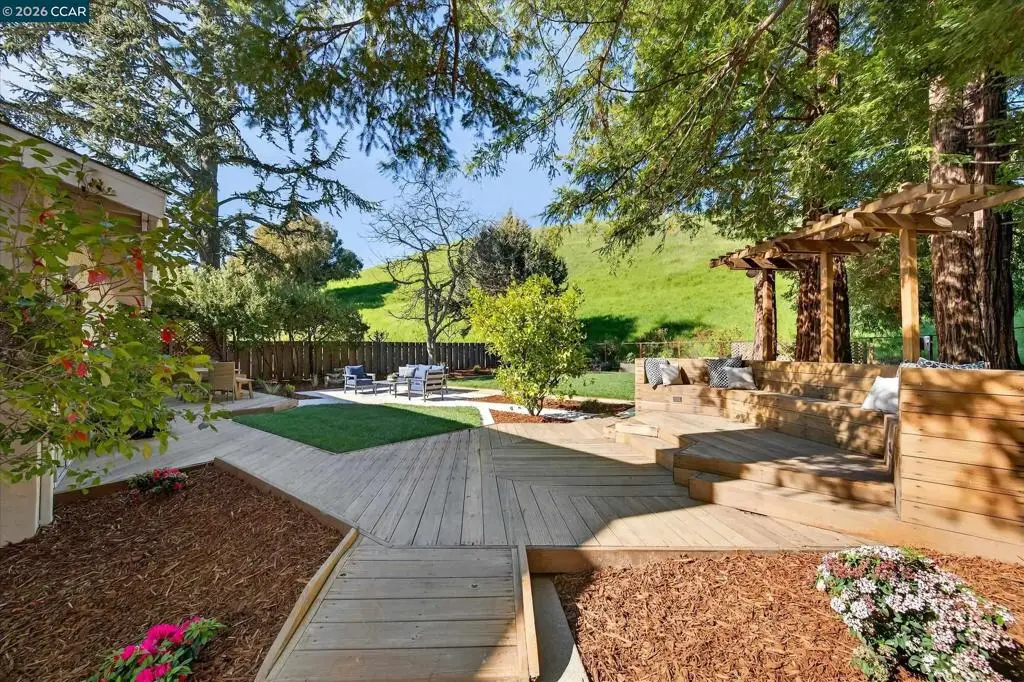 1950 Whitecliff Ct, Walnut Creek, CA 94596 - #1