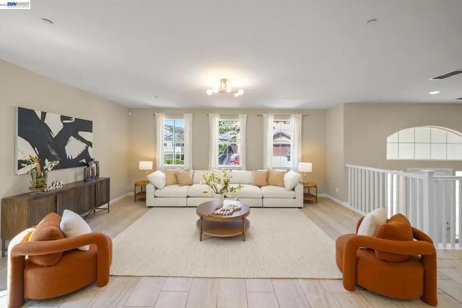 2703 Tribune Ave, Hayward, CA 94542 - #2