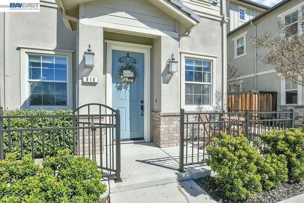 810 Queen Palm Ln, Brentwood, CA 94513