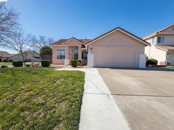300 Perkins Ct, Suisun City, CA 94585