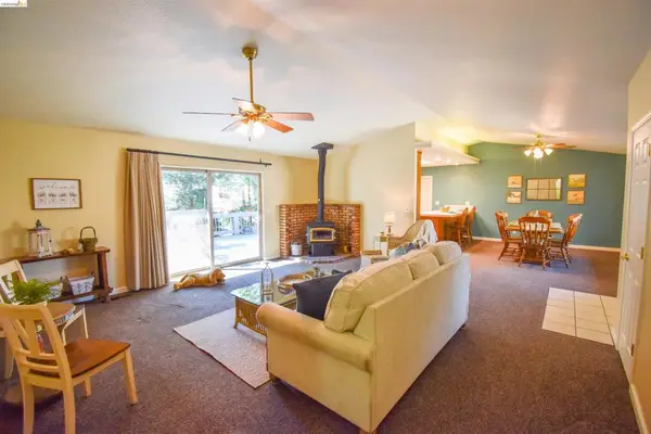 14717 Deon Dr, Sonora, CA 95370
