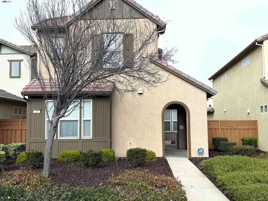 277 W Saint Francis Ave, Mountain House, CA 95391 - #2